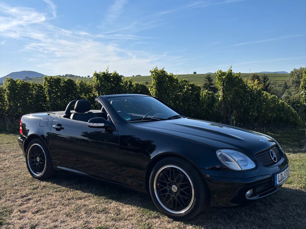 Bild des Angebotes Mercedes-Benz SLK 230 Kompressor · HU ohne Mängel · 2 Radsätze