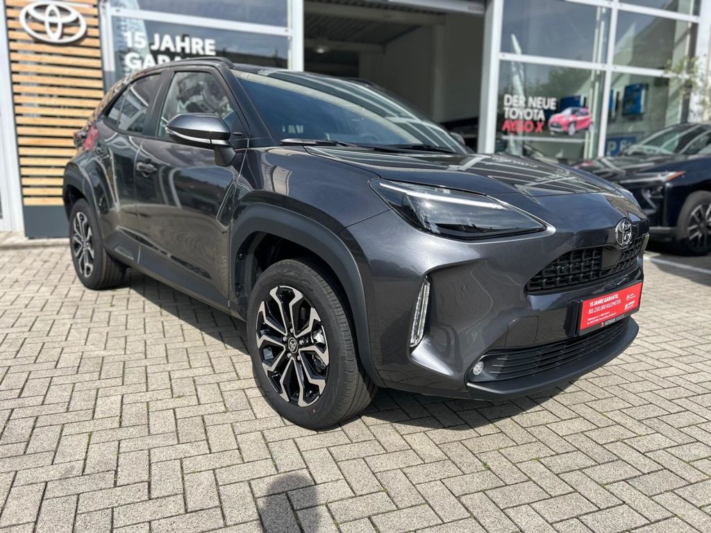 Bild des Angebotes Toyota Yaris Cross Teamplayer Hybrid Safety Winter Pake