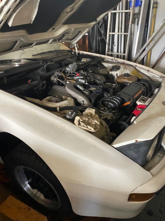 Porsche 924