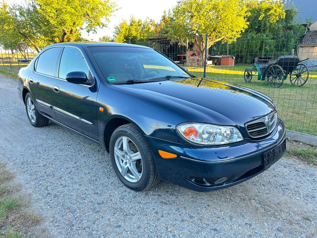 Nissan Maxima 2,0 Elegance Elegance