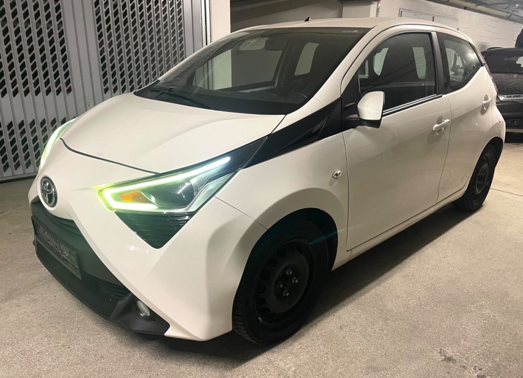Bild des Angebotes Toyota Aygo AYGO x-play connect/Kamera/Navi/BT