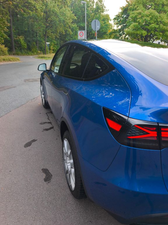 Bild des Angebotes Tesla Model Y LR AWD,Delta 4x4 Hoeherlegung,TÜV neu