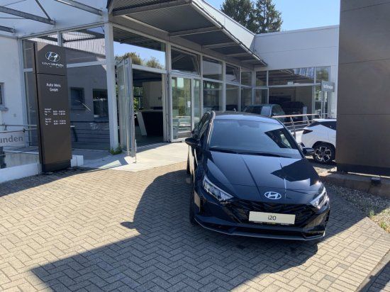 Bild des Angebotes Hyundai i20 BLACKLINE AUTOMATIK+BOSE+LED