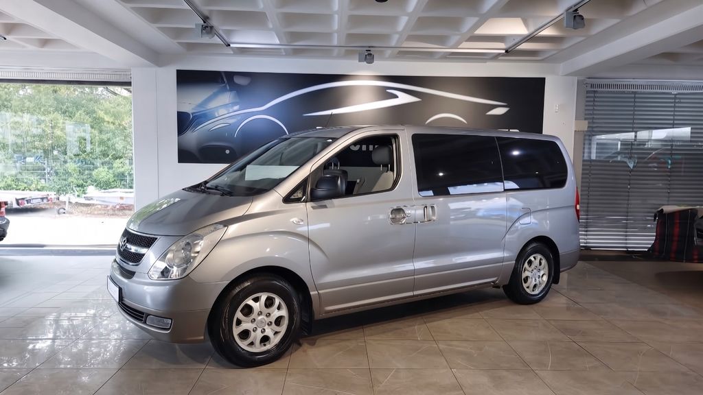 Bild des Angebotes Hyundai H-1 *8-Sitzer*Schiebetüren r+l*PDC*