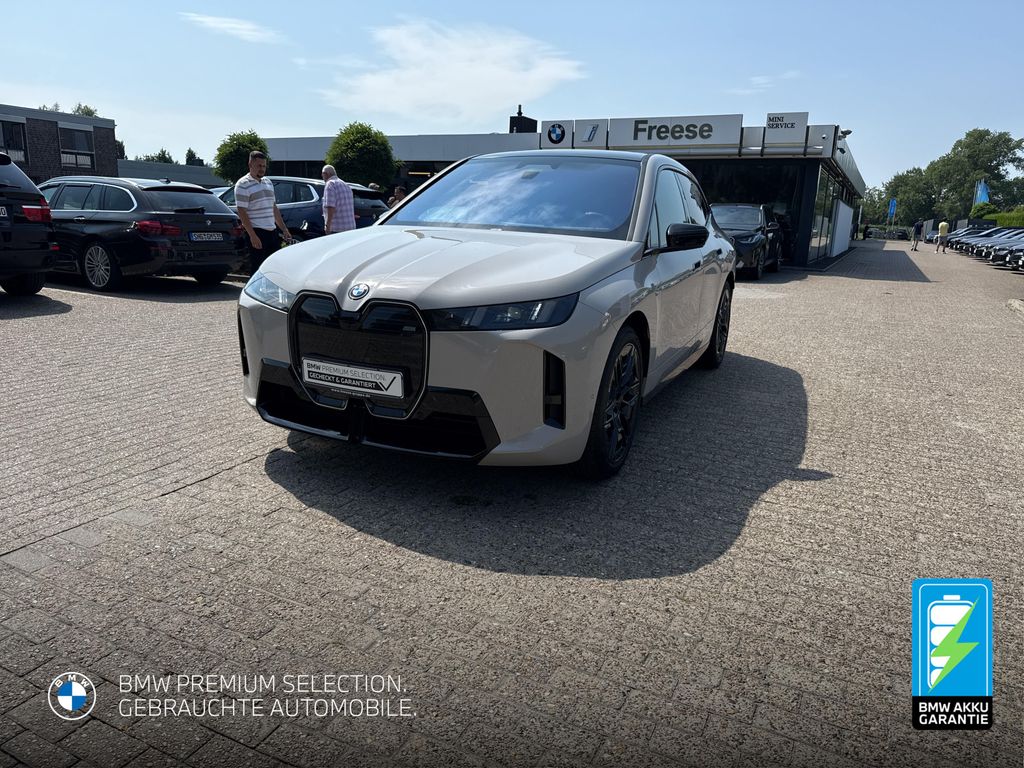 Bild des Angebotes BMW iX M70 xDrive