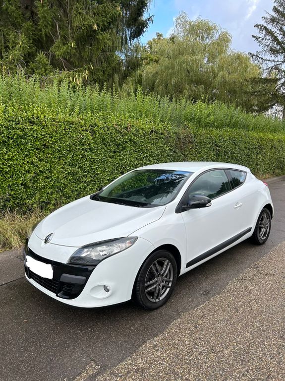 Bild des Angebotes Renault Megane Coupé Dynamique 1.6 16V 110 Dynamique