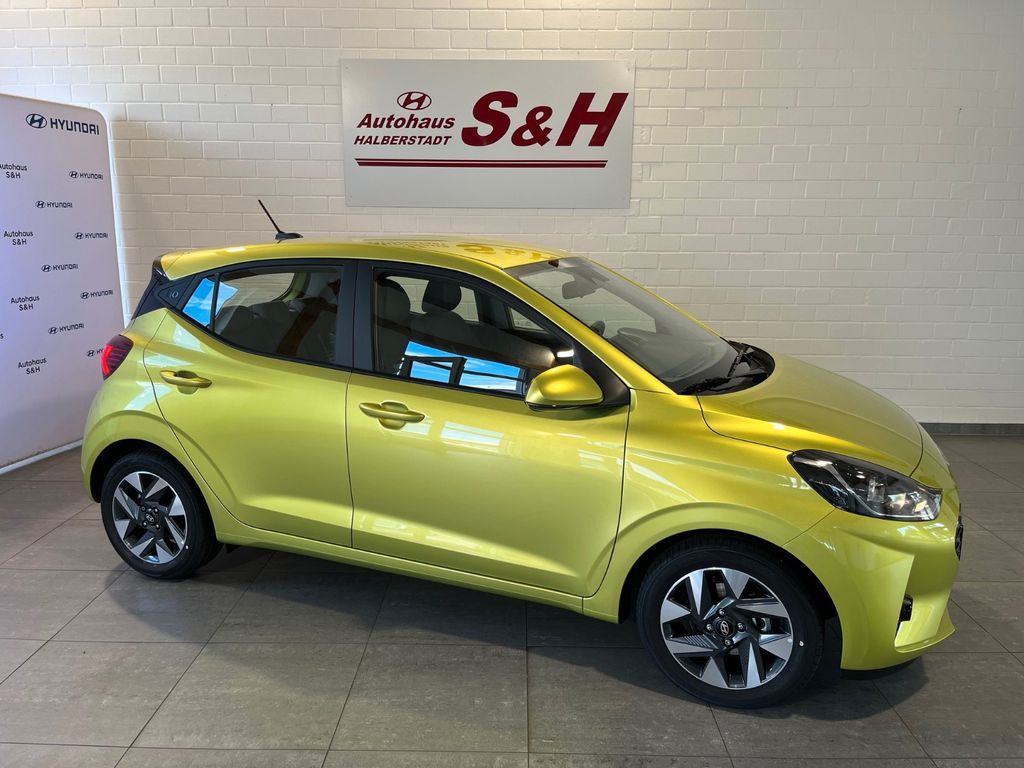 Bild des Angebotes Hyundai i10 1,2 Style AT NAVI AAC Temp Sitz/Lenkheiz PDC