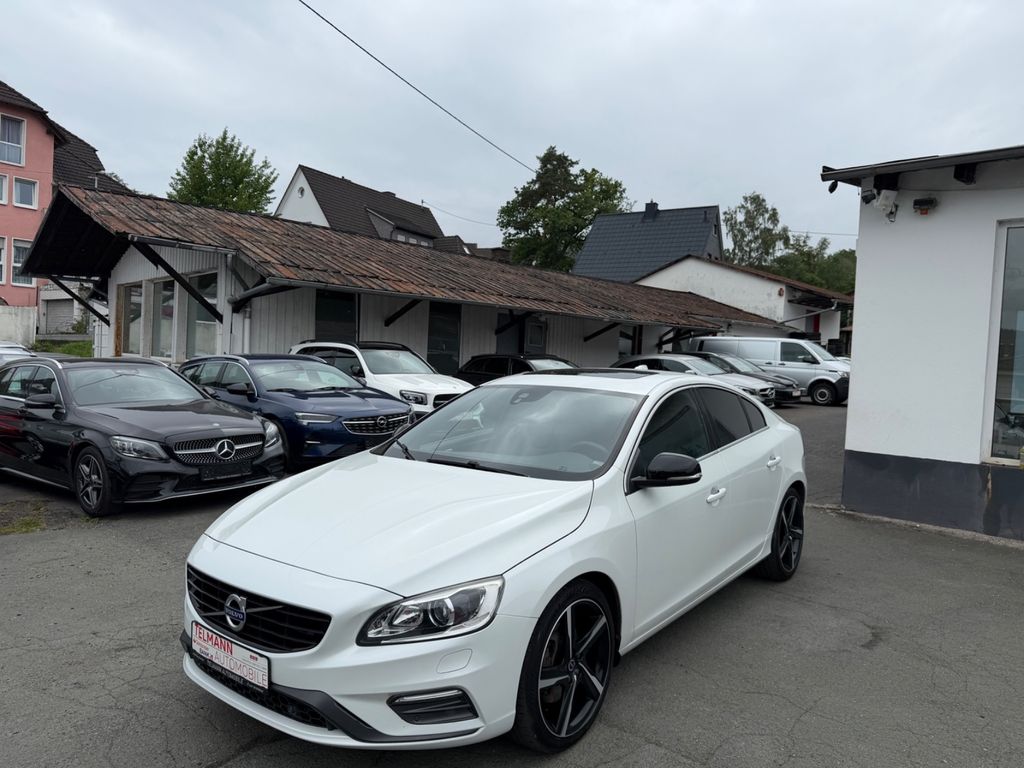 Bild des Angebotes Volvo S60Lim. Momentum/Schiebedach/Vollleder/Automatik