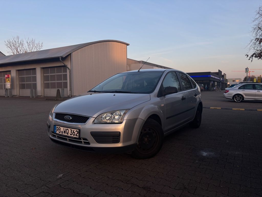 Bild des Angebotes Ford Focus 1,6 Ambiente Ambiente