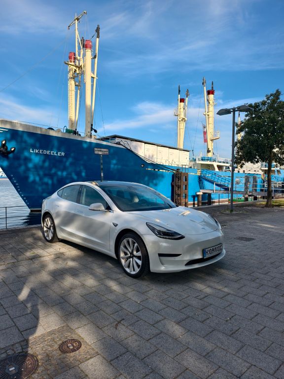Tesla Model 3 Standard-Reichweite Plus - Hinterrad...
