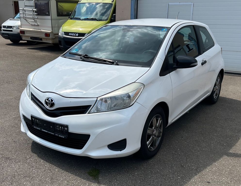 Bild des Angebotes Toyota Yaris TÜV 06/27 - Klima - Rückfahrk. + Carplay