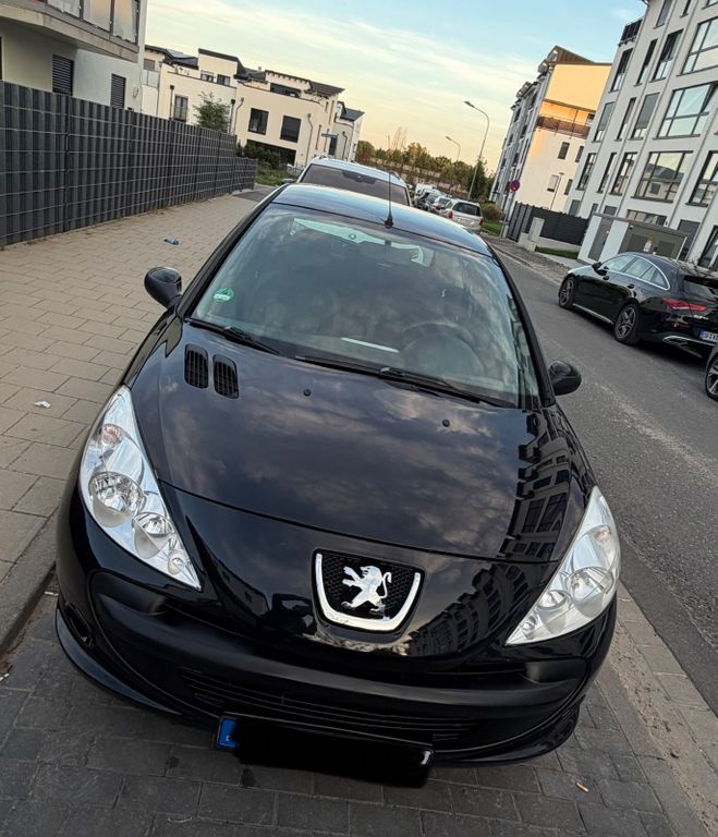 Bild des Angebotes Peugeot 206+ Tüv 1/2028 Top Zustand 2 Hand