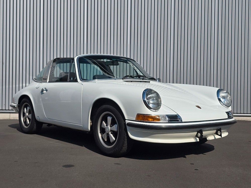 Porsche 2.4 Targa (selt. Ölklappe, dt. Auslieferung)