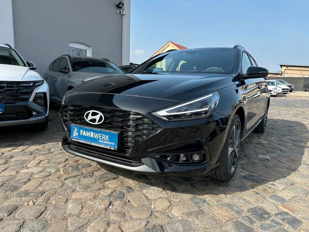 Bild des Angebotes Hyundai 30 Kombi 1.5 DPi GO+ LED Navi 5Jahre Garantie