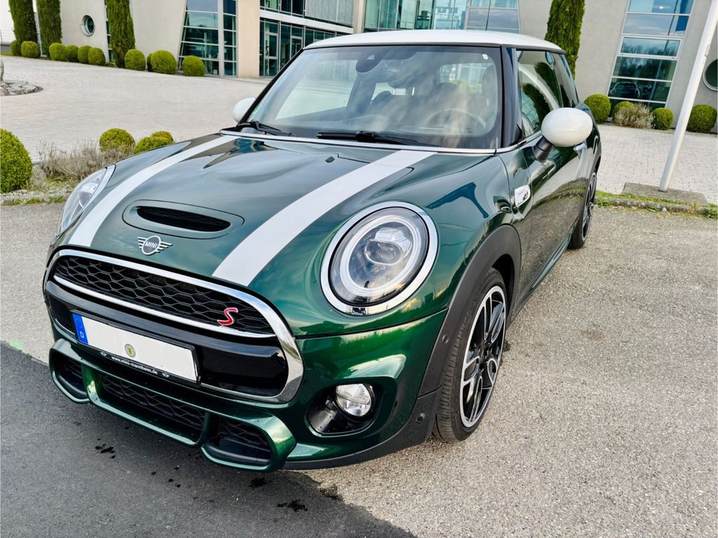 Bild des Angebotes MINI JCW-Kit-Trim+Navi+Kamera+LED+Parkassist