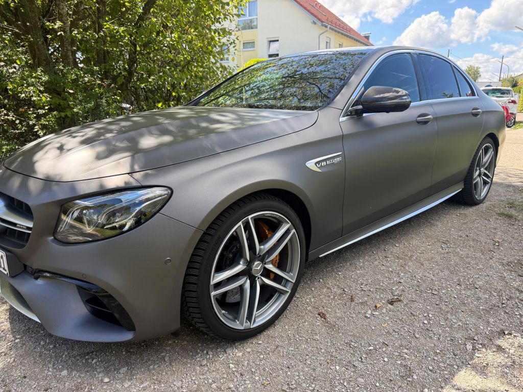 Bild des Angebotes Mercedes-Benz Mercedes-AMG E 63 S 4MATIC+Carbon EXTRAS+Keramik