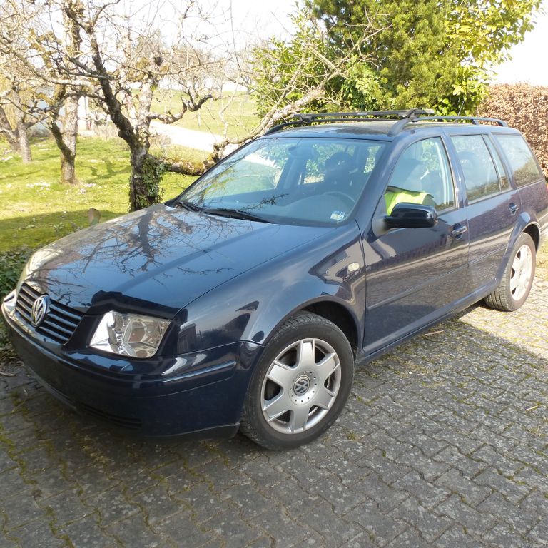 Bild des Angebotes Volkswagen Bora 1.6 Highline - wenig Kilometer - Rentnerfzg