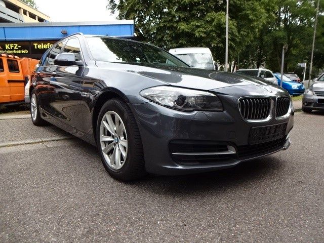 Bild des Angebotes BMW 518d Touring Automat.Bi-Xenon,Leder,Navi.Euro-6