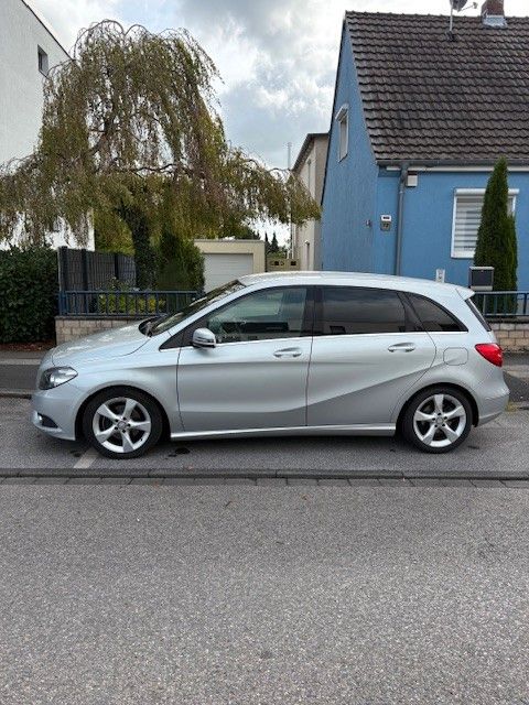 Bild des Angebotes Mercedes-Benz B 180 Urban