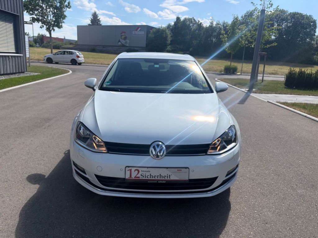 Bild des Angebotes Volkswagen Golf VII Lim. Allstar BMT*Navi*Scheckheft*Euro6!