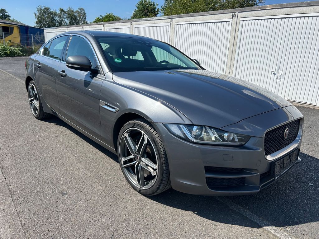 Bild des Angebotes Jaguar XE 20d 180PS AWD Prestige Automatik Prestige