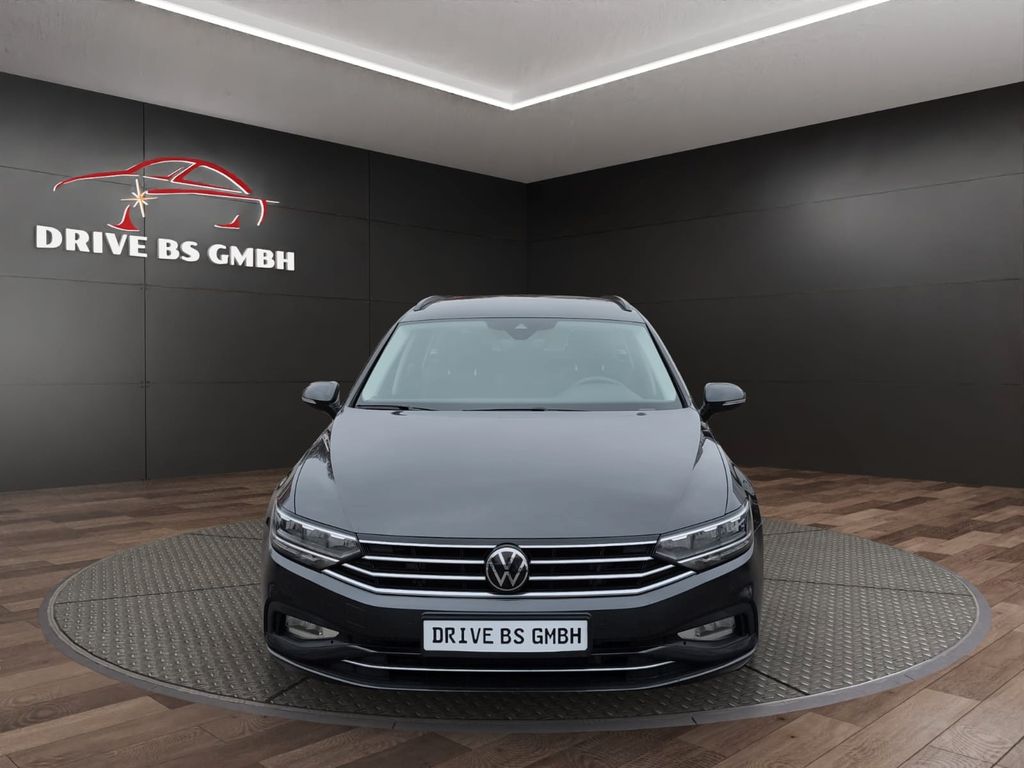 Bild des Angebotes Volkswagen Passat Variant Business/AHK/LED/ACC/RFK