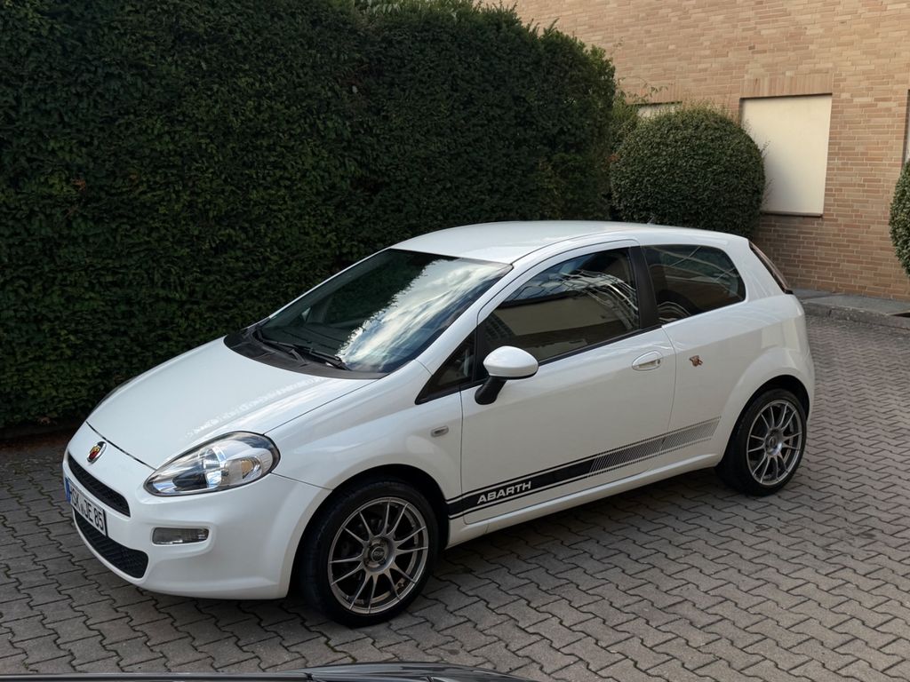 Bild des Angebotes Fiat Punto 1.2 Abarth Optik | TÜV u. Insp neu |OZ 17