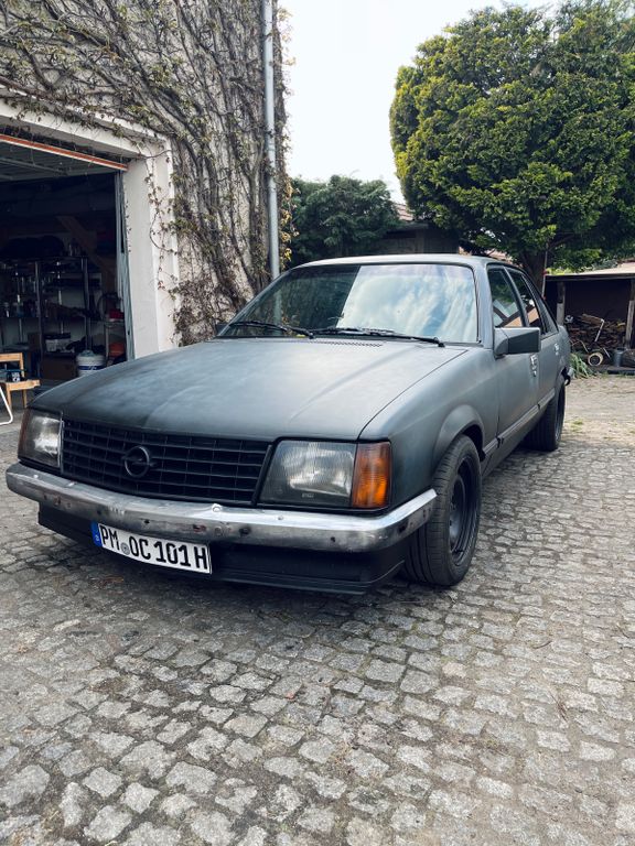 Opel Commodore
