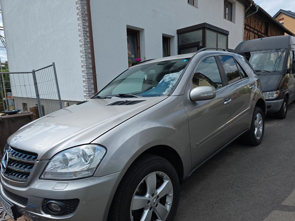 Bild des Angebotes Mercedes-Benz ML 420 CDI 4MATIC -