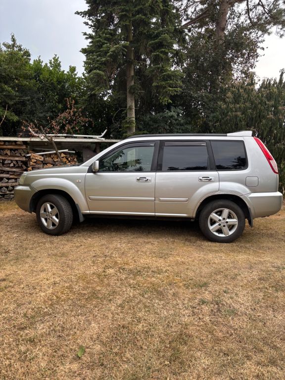 Bild des Angebotes Nissan X-Trail 2.5 Sport 4x4, 2004, 206 tkm, TÜV 3/28