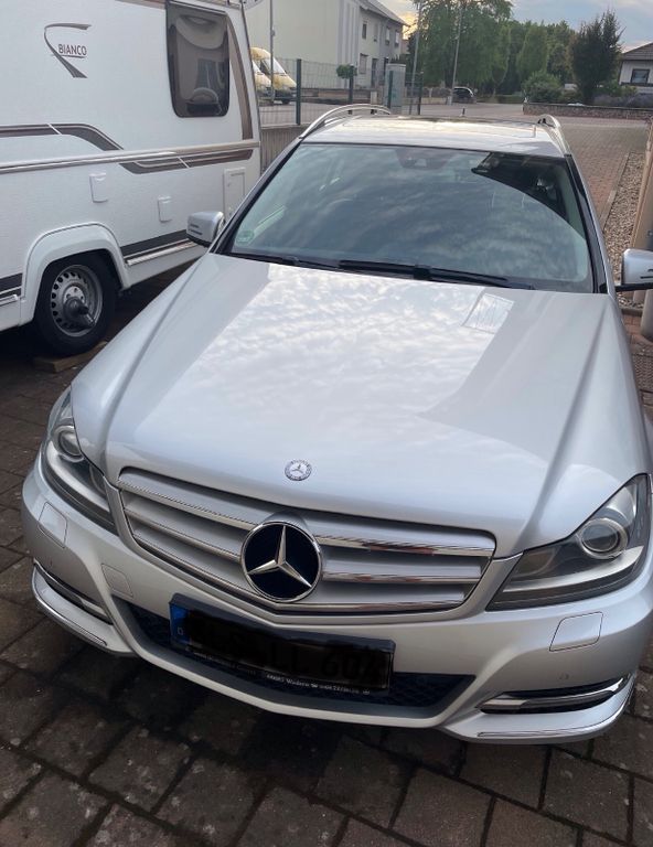 Bild des Angebotes Mercedes-Benz C 220 CDI 4MATIC T Autom. Classic