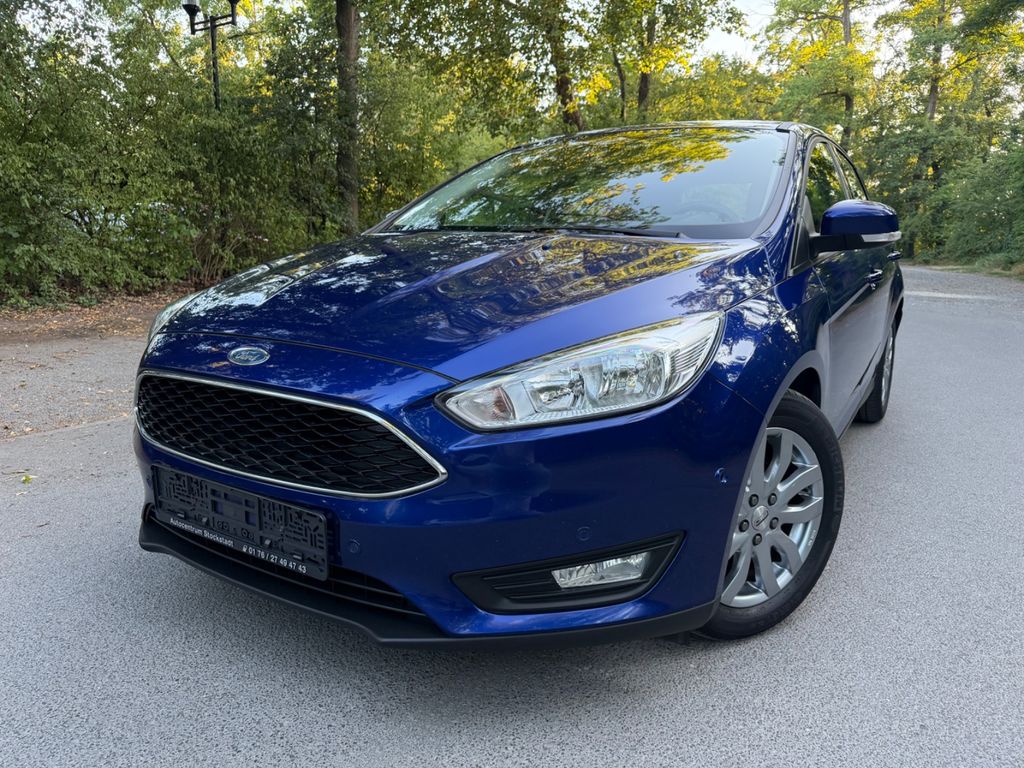 Bild des Angebotes Ford Focus Lim.  5-Türig Euro6 Winterpaket