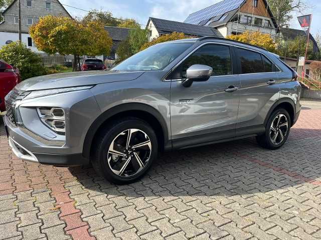 Mitsubishi Eclipse Cross Plug-in Hybrid PLUS 2.4 MIVEC 4WD