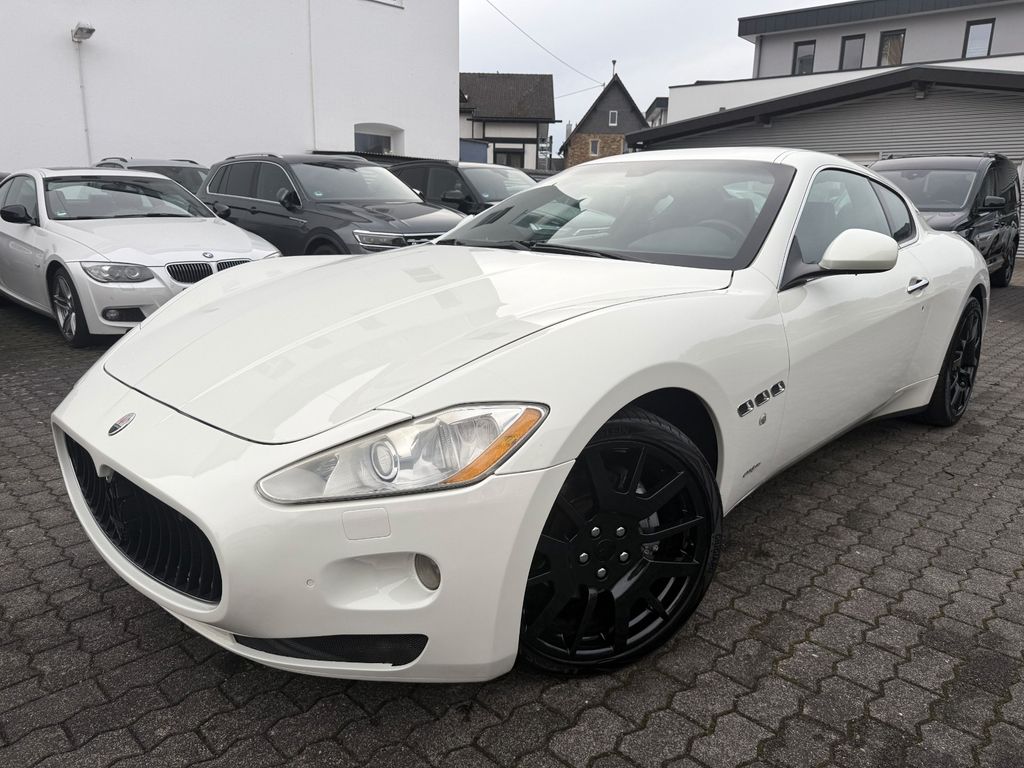 Bild des Angebotes Maserati GranTurismo 4,2 AUTOMATIK*CAPRISTO*MEMORY*XENON*