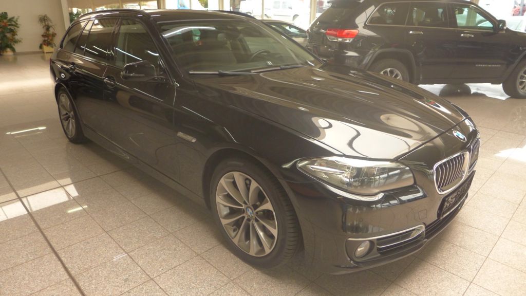 Bild des Angebotes BMW 525D AUT-Touring xDrive-LEDER-BI-XENON-NAVI-LUXU