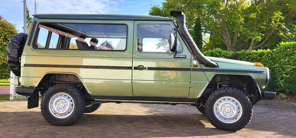Bild des Angebotes Mercedes-Benz 300GD"Zypressengrün"1 von 372 Stück!