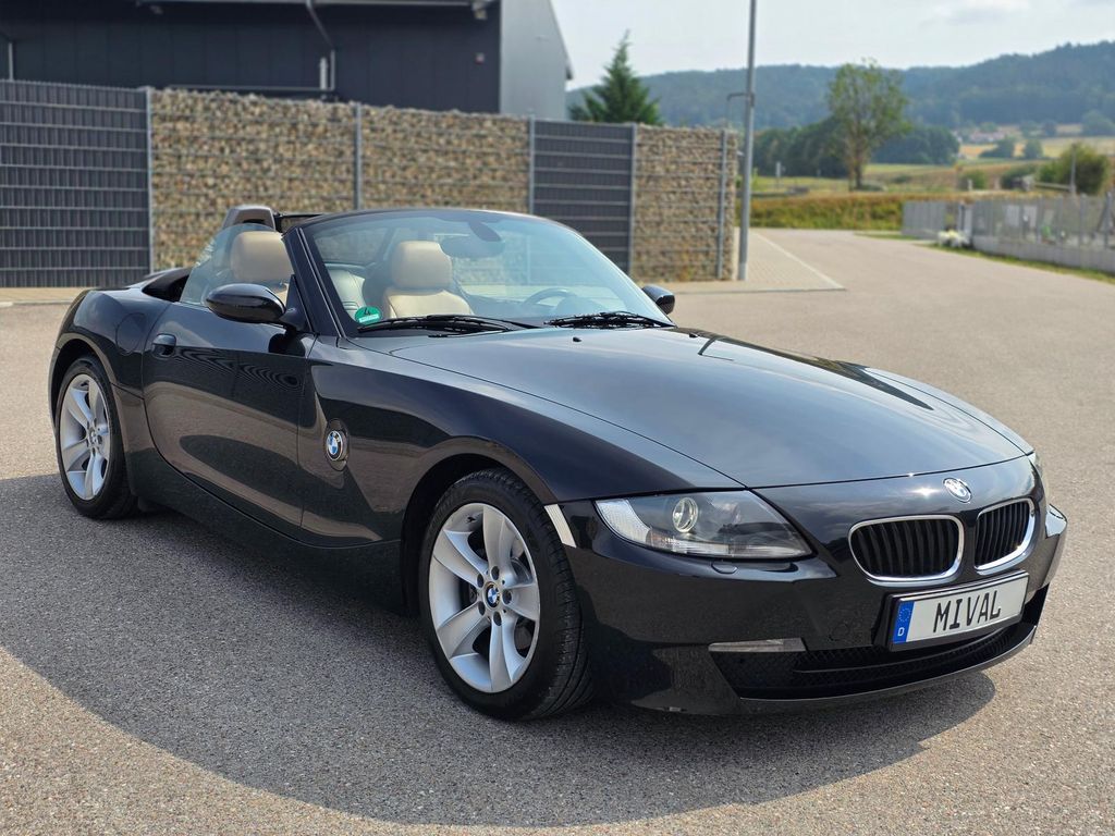 Bild des Angebotes BMW Z4 2.5i/Leder/PDC/Xenon/Top Zustand/6 Zylinder
