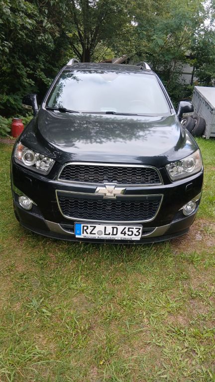 Bild des Angebotes Chevrolet Captiva 2.2 LT+ Auto 4WD 7-Sitzer LT+