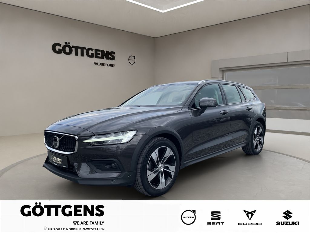 Bild des Angebotes Volvo V60 Cross Country B4 AWD Plus AHK LED NAVI H&K