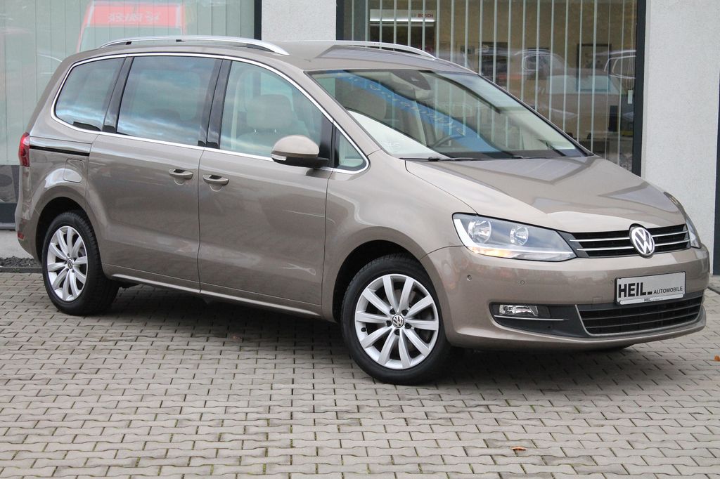Bild des Angebotes Volkswagen Sharan Highline*7 SITZE*ACC*STH*AHK*SHZ*PDC*