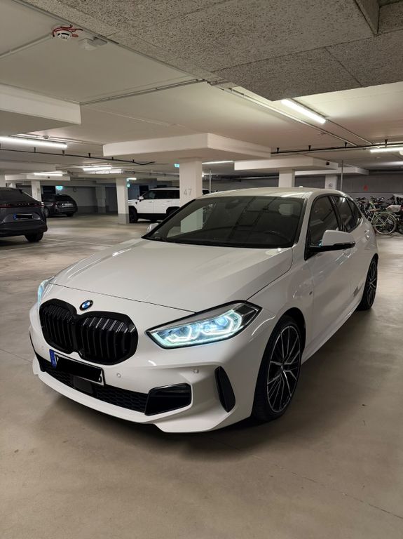 Bild des Angebotes BMW 120d xDrive M Sport Head-Up-Display Digital-Cock