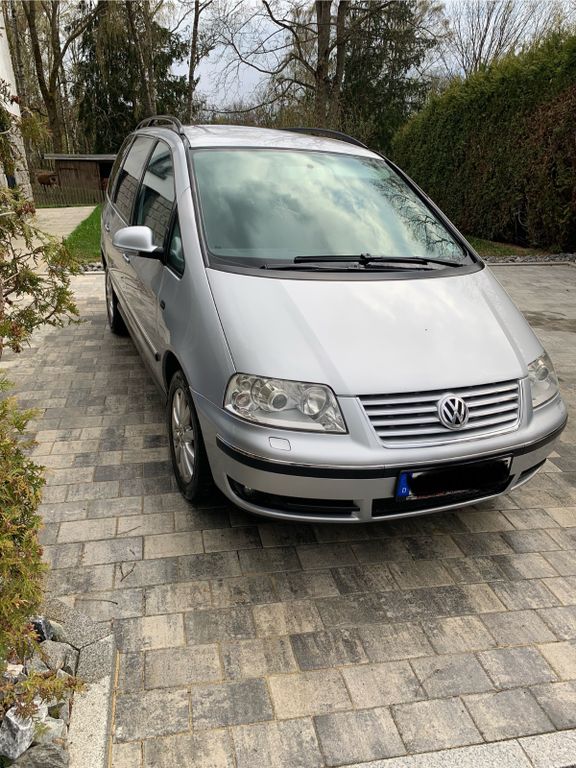 Bild des Angebotes Volkswagen Sharan 1.9TDI 4motion 6 Gang