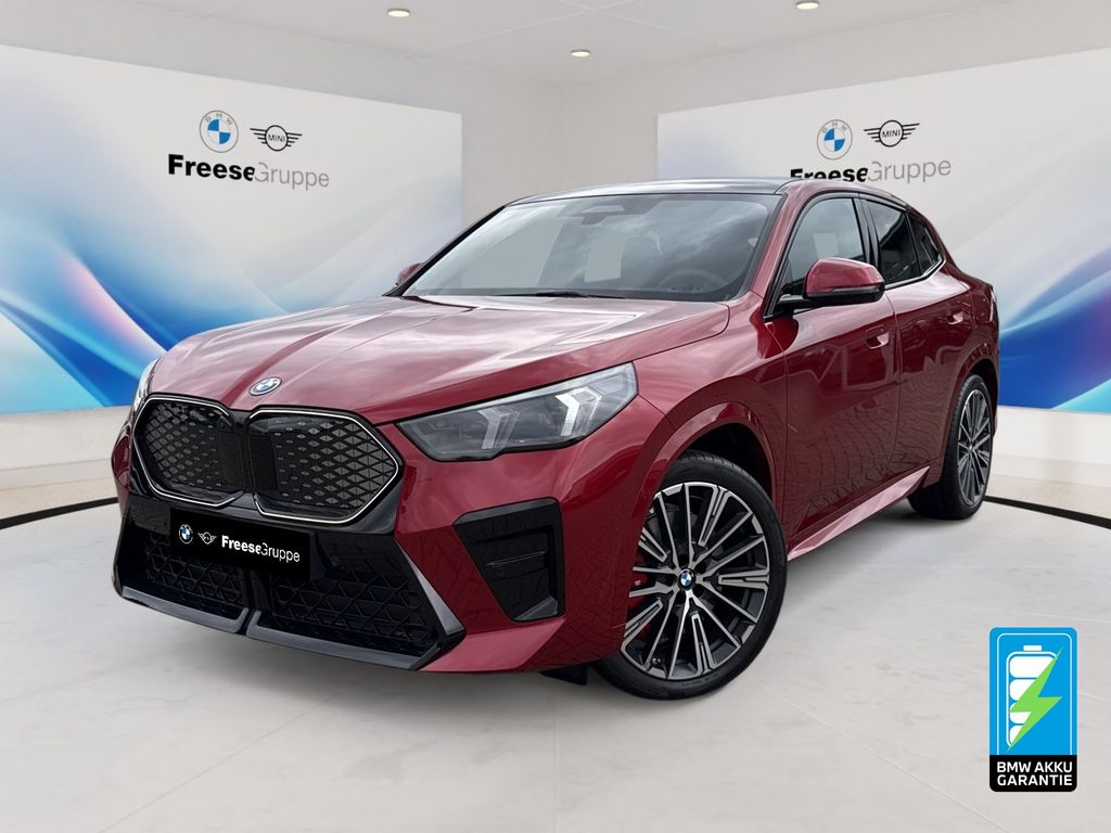 Bild des Angebotes BMW iX2 xDrive30 360° STANDHZ HEAD-UP PANO RFK HIFI