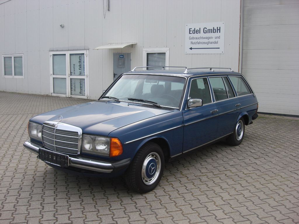 Bild des Angebotes Mercedes-Benz 300 TD W123 T Automatik*AHK*H-Zulassung*Original