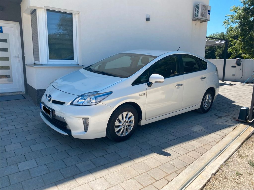 Bild des Angebotes Toyota Prius Plug-in Hybrid Tempomat, Head-Up, Navi