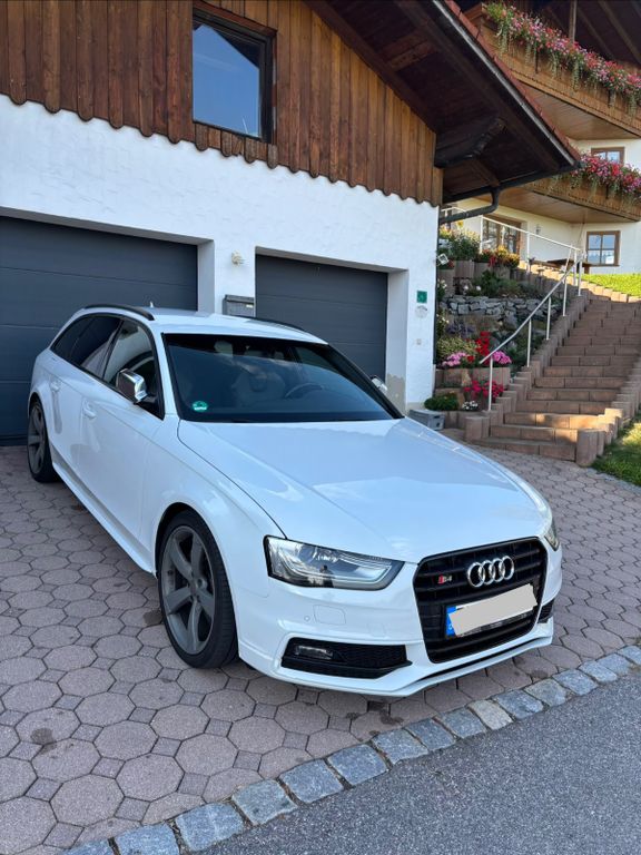 Bild des Angebotes Audi S4 3.0 TFSI S tronic quattro B8.5