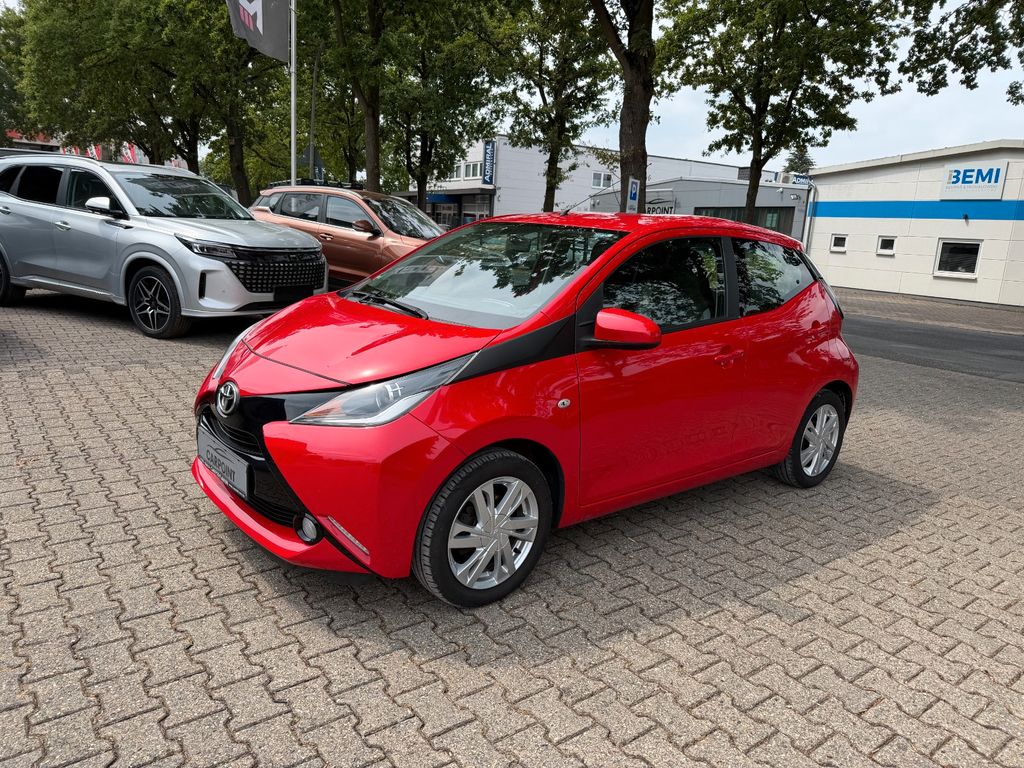 Bild des Angebotes Toyota Aygo x-play 1.0 touch Klima Kamera Alu