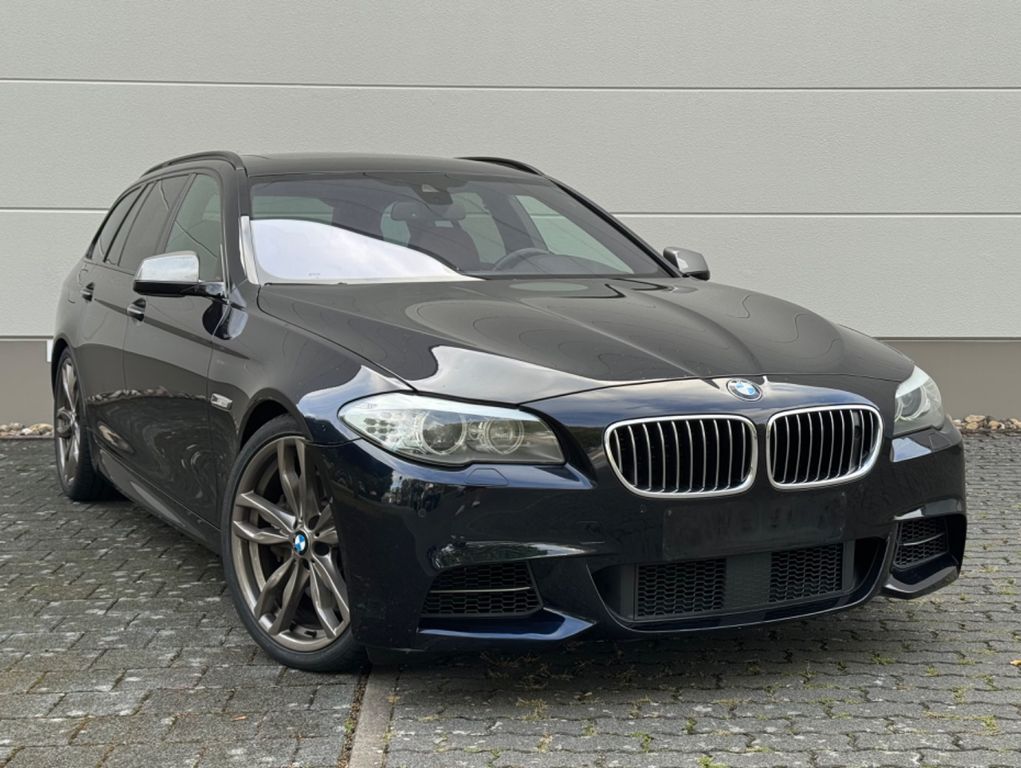 Bild des Angebotes BMW M550d xDrive Touring M-Paket
