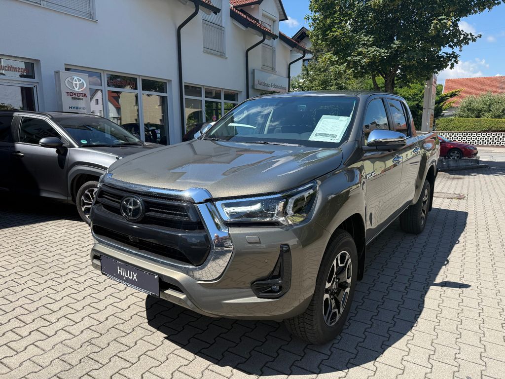 Bild des Angebotes Toyota Hilux 4x4 2,8 DC Executive, Navi,AHK,360°Kamera,