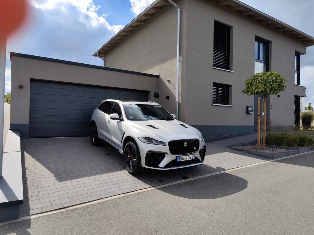 Bild des Angebotes Jaguar F-Pace P550 SVR AWD SVR, 8-FACH, GARANTIE